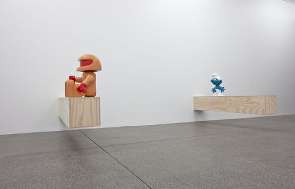 helmet head & chasing tail (installation view)